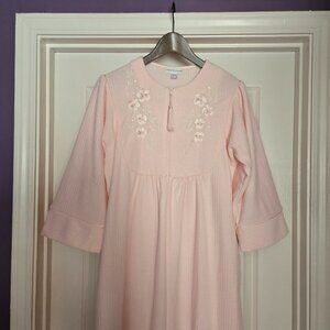 Miss Elaine Pink Embroidered Zip Front Robe